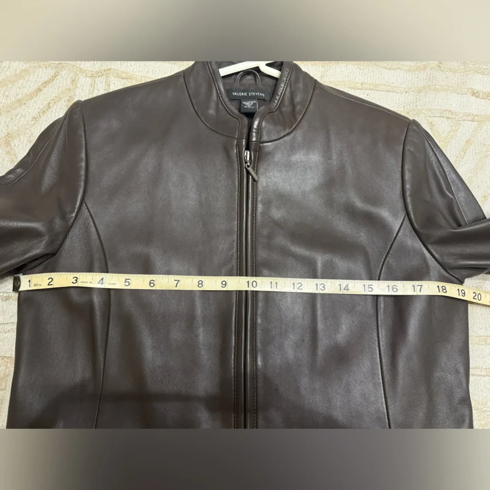 Valerie Stevens Brown Soft Leather Zipper Jacket - Size M - Picture 11 of 12